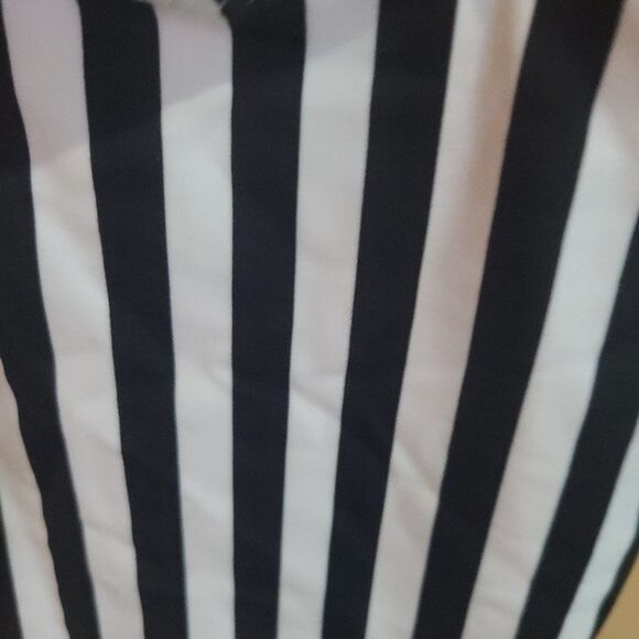 Cupshe orange Floral And Black Stripe One-Piece criss cross Back swimsuit - Picture 8 of 10